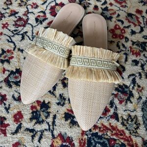 Michelle McDowell Carmen Natural Tan Woven Raffia Mules Sz 8 NWOB